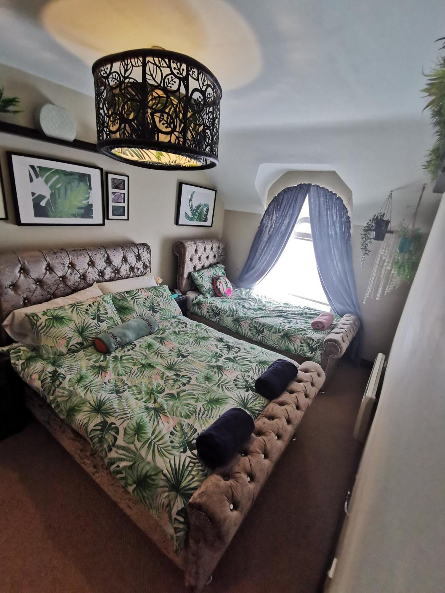 Palm Cove Bundoran Luxurious Sea View Balcony Free Wifi Netflix Sleeps 5 아파트 외부 사진