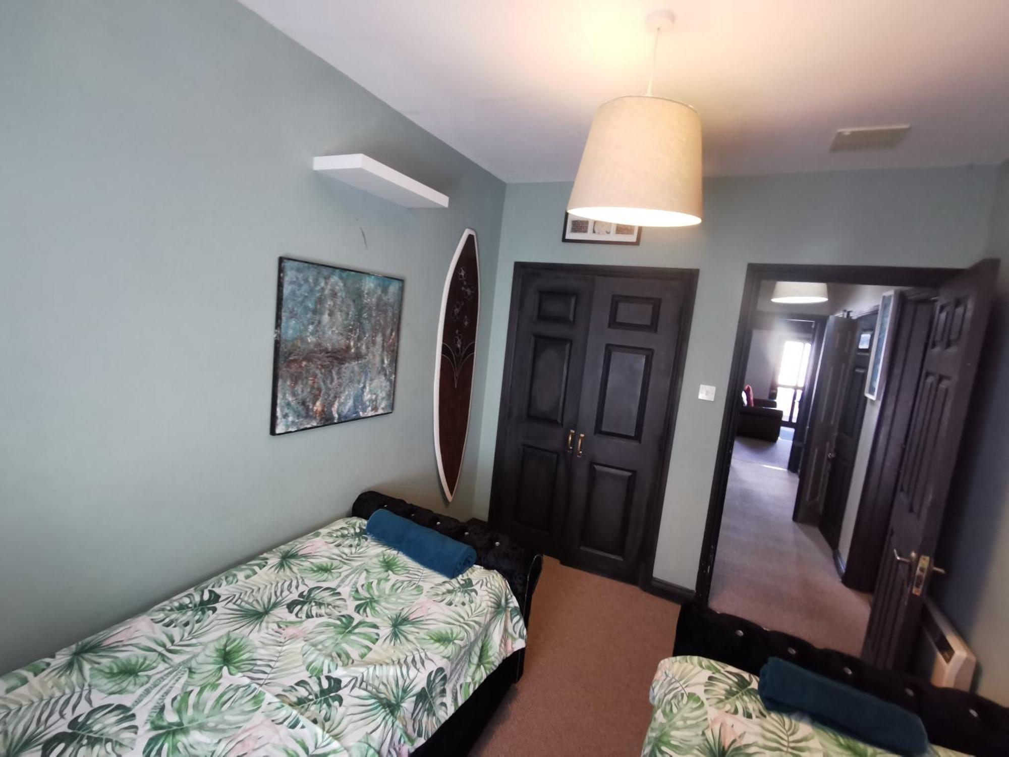 Palm Cove Bundoran Luxurious Sea View Balcony Free Wifi Netflix Sleeps 5 아파트 외부 사진