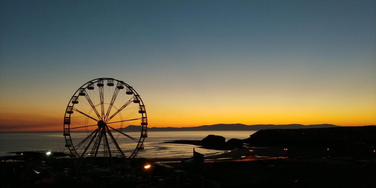 Palm Cove Bundoran Luxurious Sea View Balcony Free Wifi Netflix Sleeps 5 아파트 외부 사진
